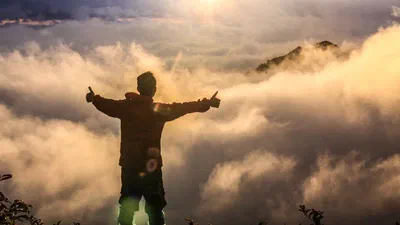 Model konsumsi intertemporal 3 periode: bekerja, pensiun, dan akhirat. featured image